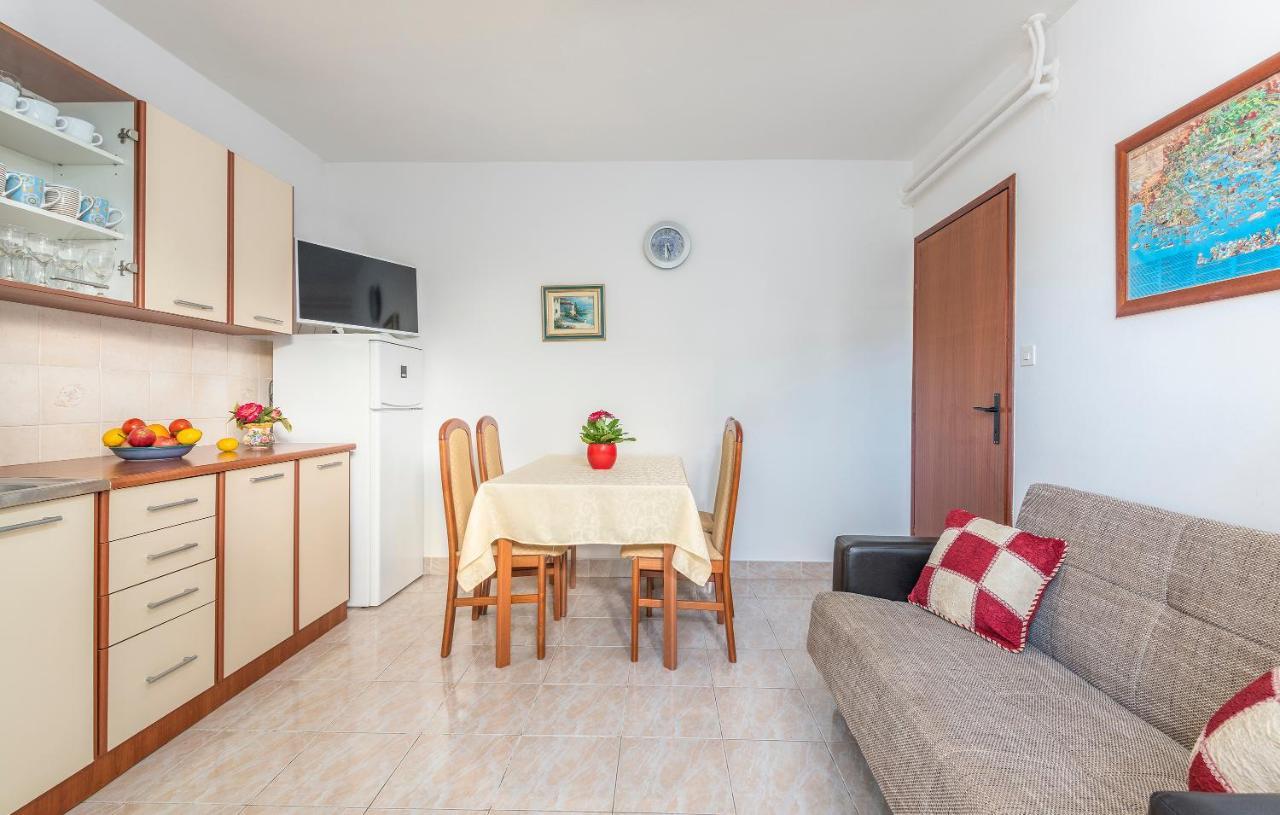 Apartments Feniks Poreč Exterior foto